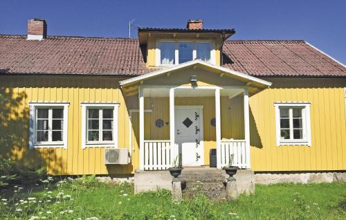 Nice Home In Markaryd With Indoor Swimming Pool