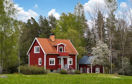 Gorgeous Home In Vimmerby With Kitchen